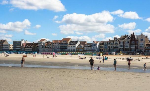 Apartmán Les Pieds Dans Le Sable Malo-les-Bains Exteriér fotografie